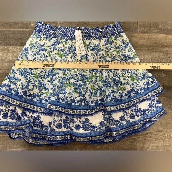 NEW Alice + Olivia Crawford Smocked Mini Skirt - Picture 10 of 15